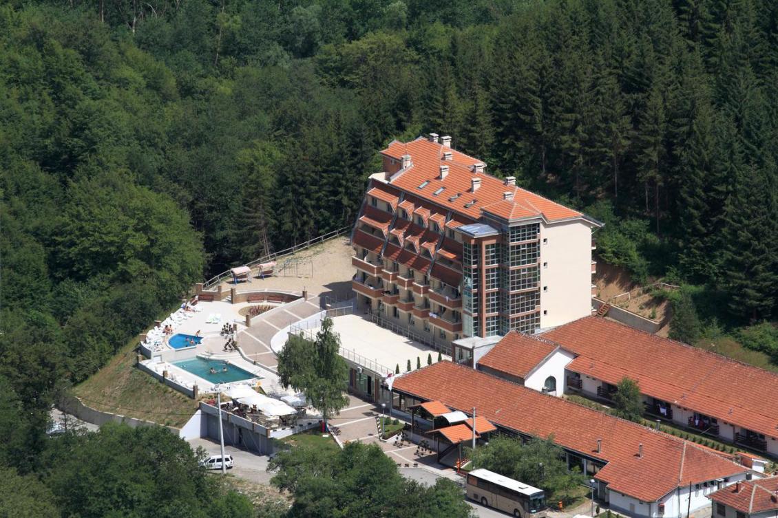Курорт Луковска баня Сербия